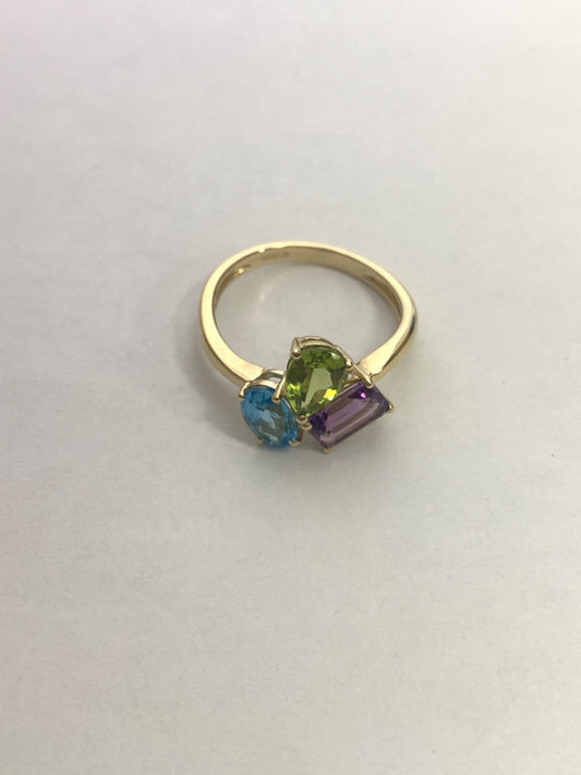 14K Yellow Gold  Ring with Peridot, Topaz and Amethyst