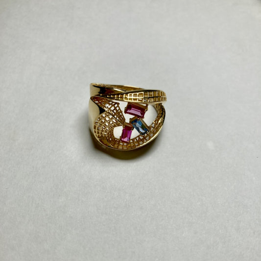 18K Yellow Gold  Ring with CZ