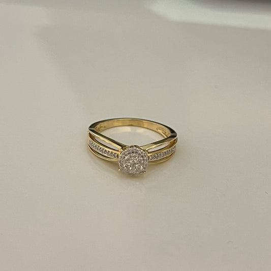 14K Yellow Gold  Engagement Ring with Diamond