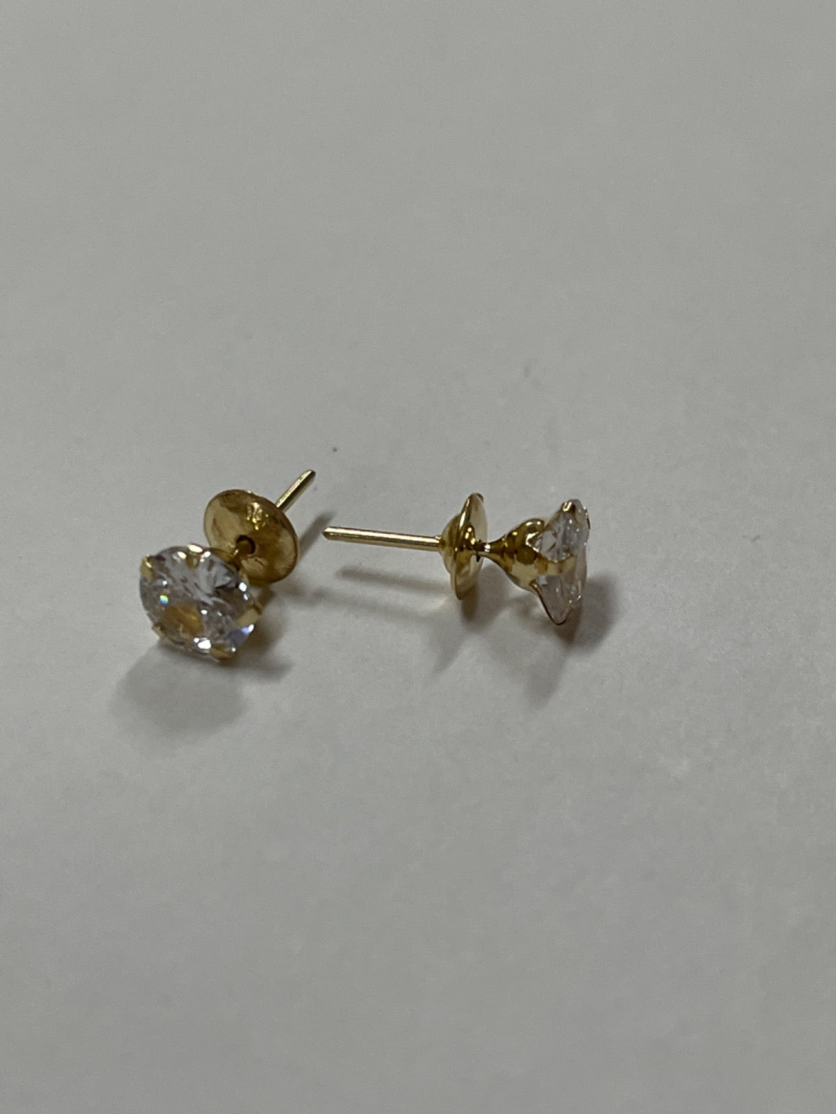 18K Yellow Gold 5mm Earring with CZ
