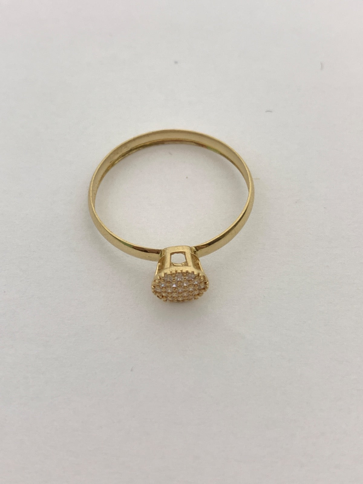 18K Yellow Gold  Ring with CZ