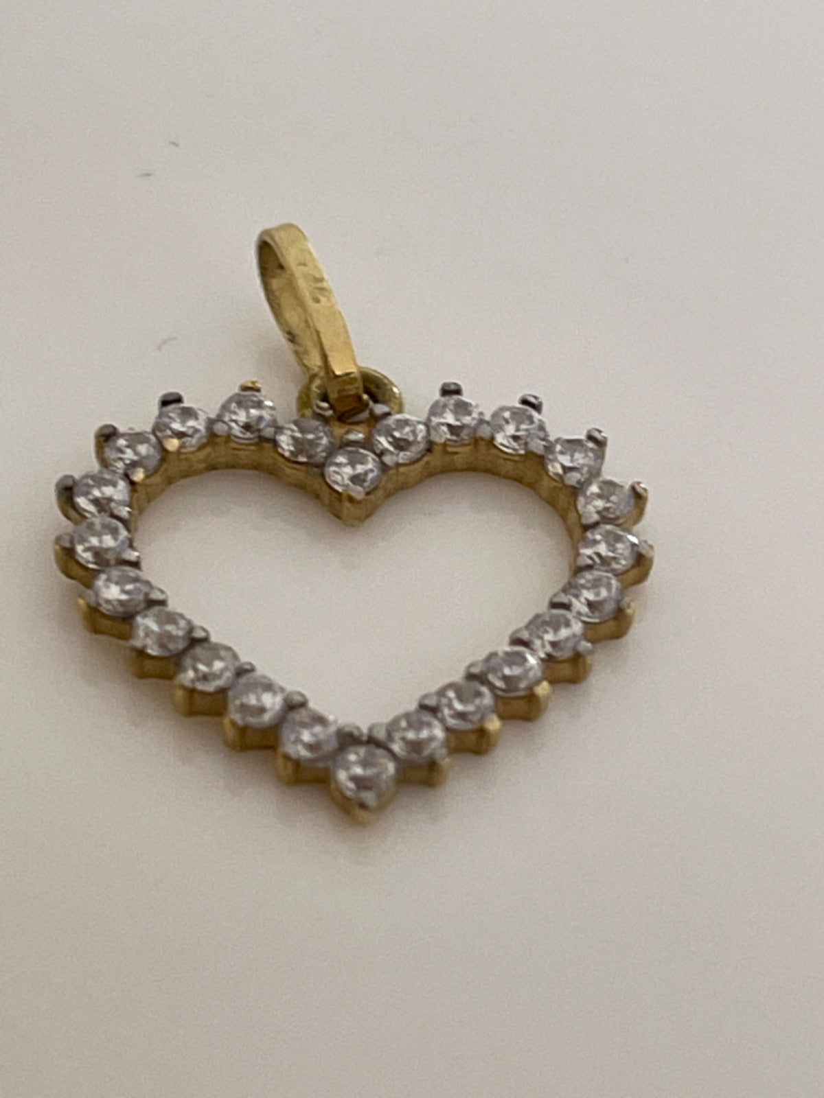 18K Yellow Gold Heart Pendant with CZ