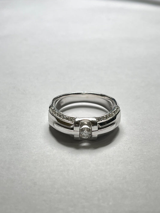 18K White Gold  Wedding Band with Diamond