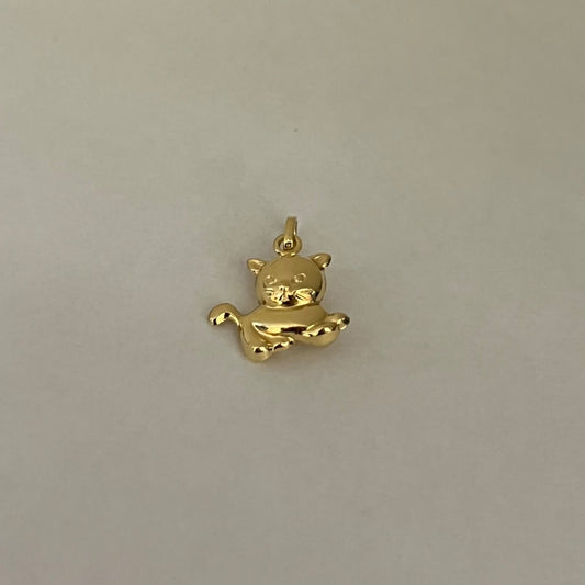 18K Yellow Gold Cat  Pendant