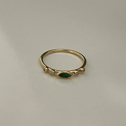 14K Yellow Gold  Ring with Emerald and Diamond