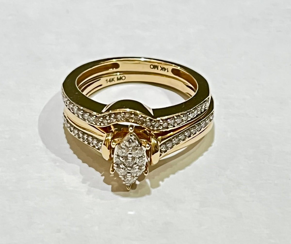14K Yellow Gold Set  Engagement Ring with Diamond