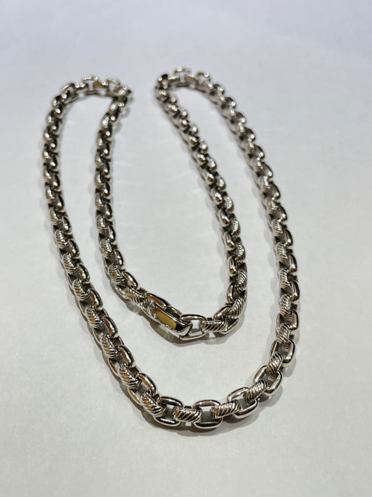 Silver Round Box  Chain