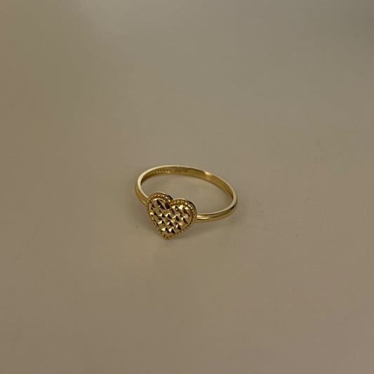 18K Yellow Gold Heart  Ring