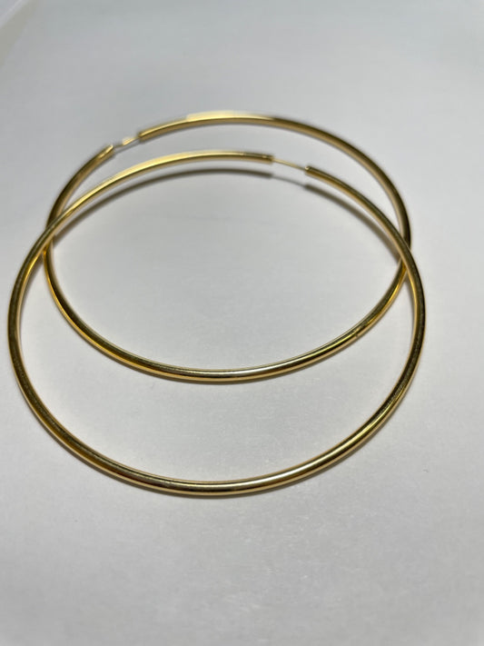 18K Yellow Gold Hoop Earring