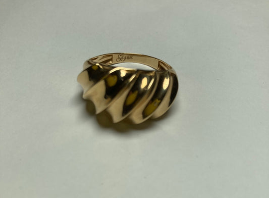 18K Yellow Gold  Ring