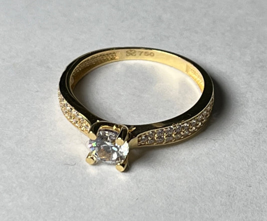 18K Yellow Gold  Cz Engagement Ring