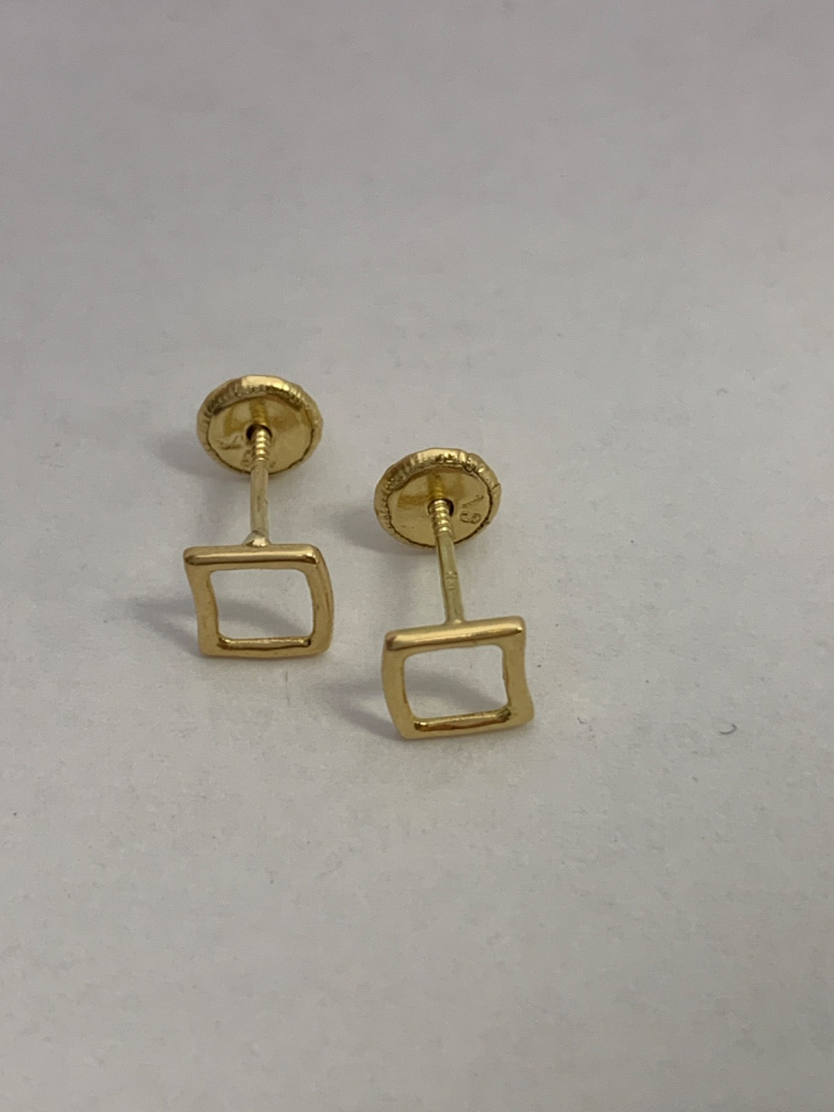 18K Yellow Gold  Earring