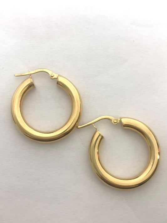 18K Yellow Gold Hoop Earrings