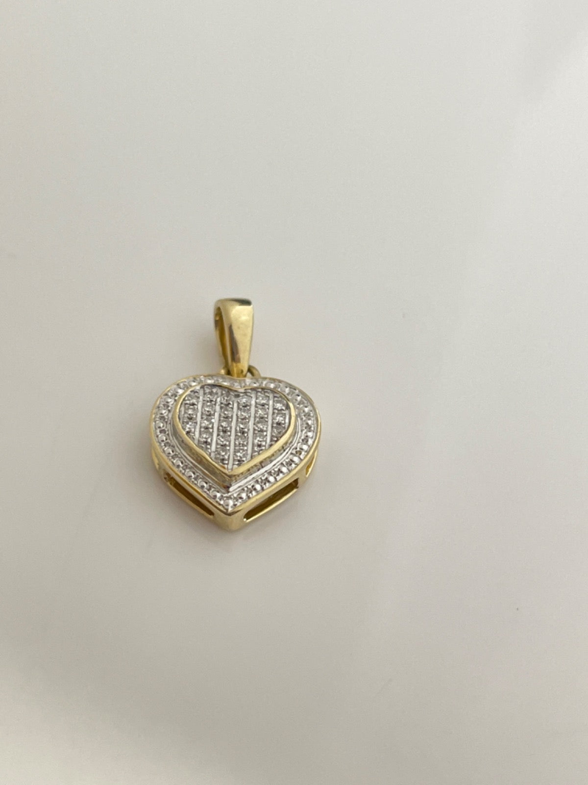 14K Yellow Gold Heart  Pendant with Diamond
