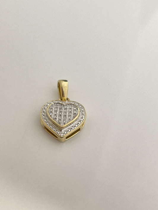 14K Yellow Gold Heart  Pendant with Diamond