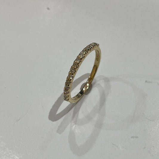 14K Yellow Gold  Wedding Band with Diamond