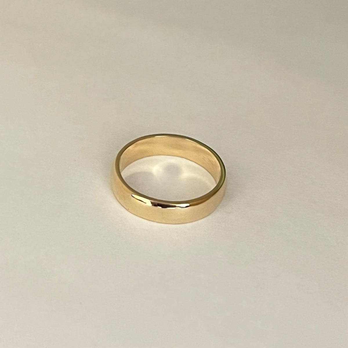 14K Yellow Gold  Wedding Band