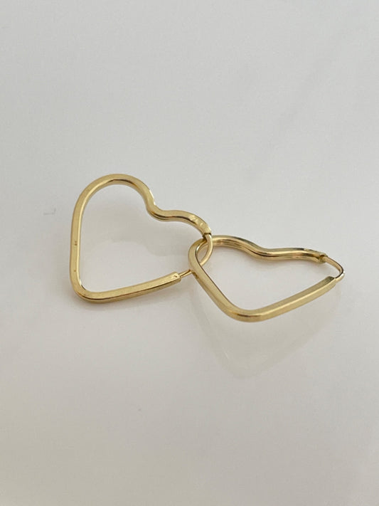 18K Yellow Gold Heart  Earring