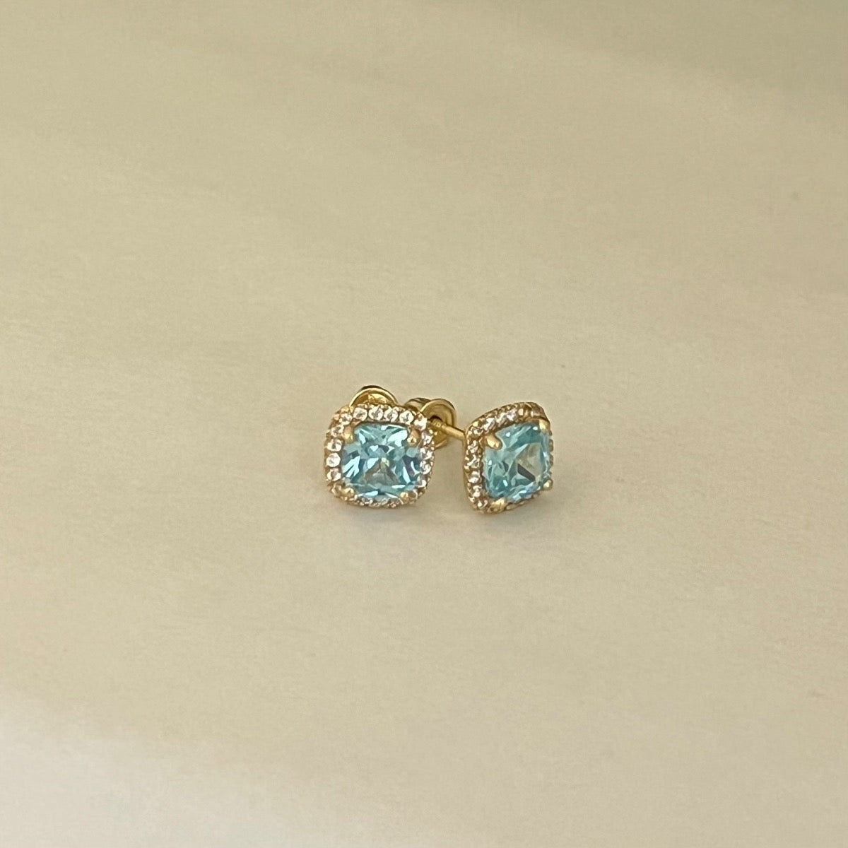 14K Yellow Gold Blue  Earring with CZ