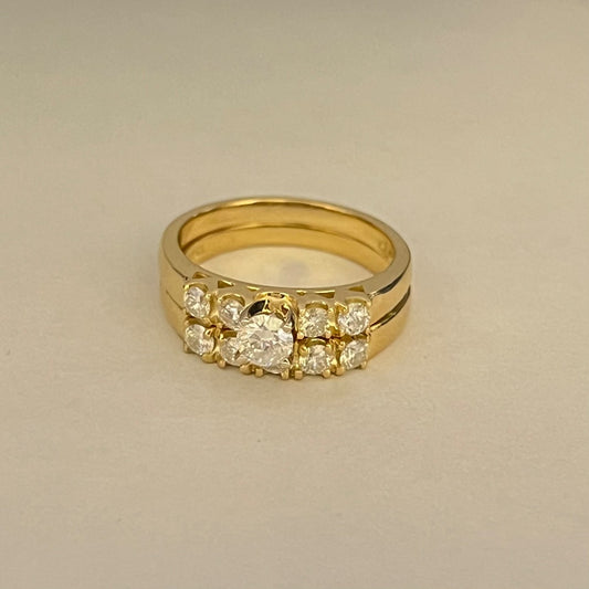 18K Yellow Gold  Engagement Ring with Diamond