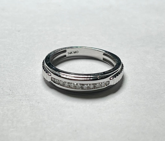 14K White Gold  Wedding Band with Diamond