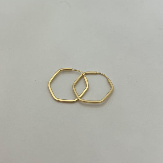 18K Yellow Gold Hoop Earring