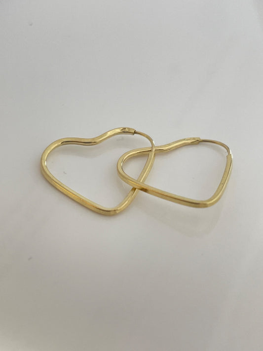 18K Yellow Gold Heart  Earring