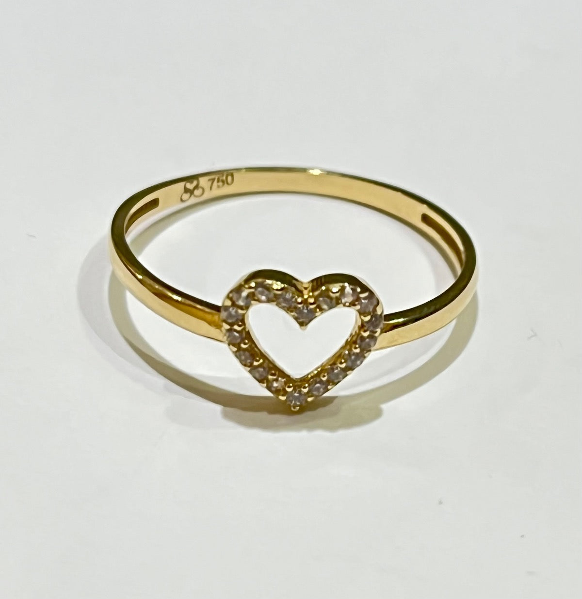 18K Yellow Gold Heart  Ring with CZ