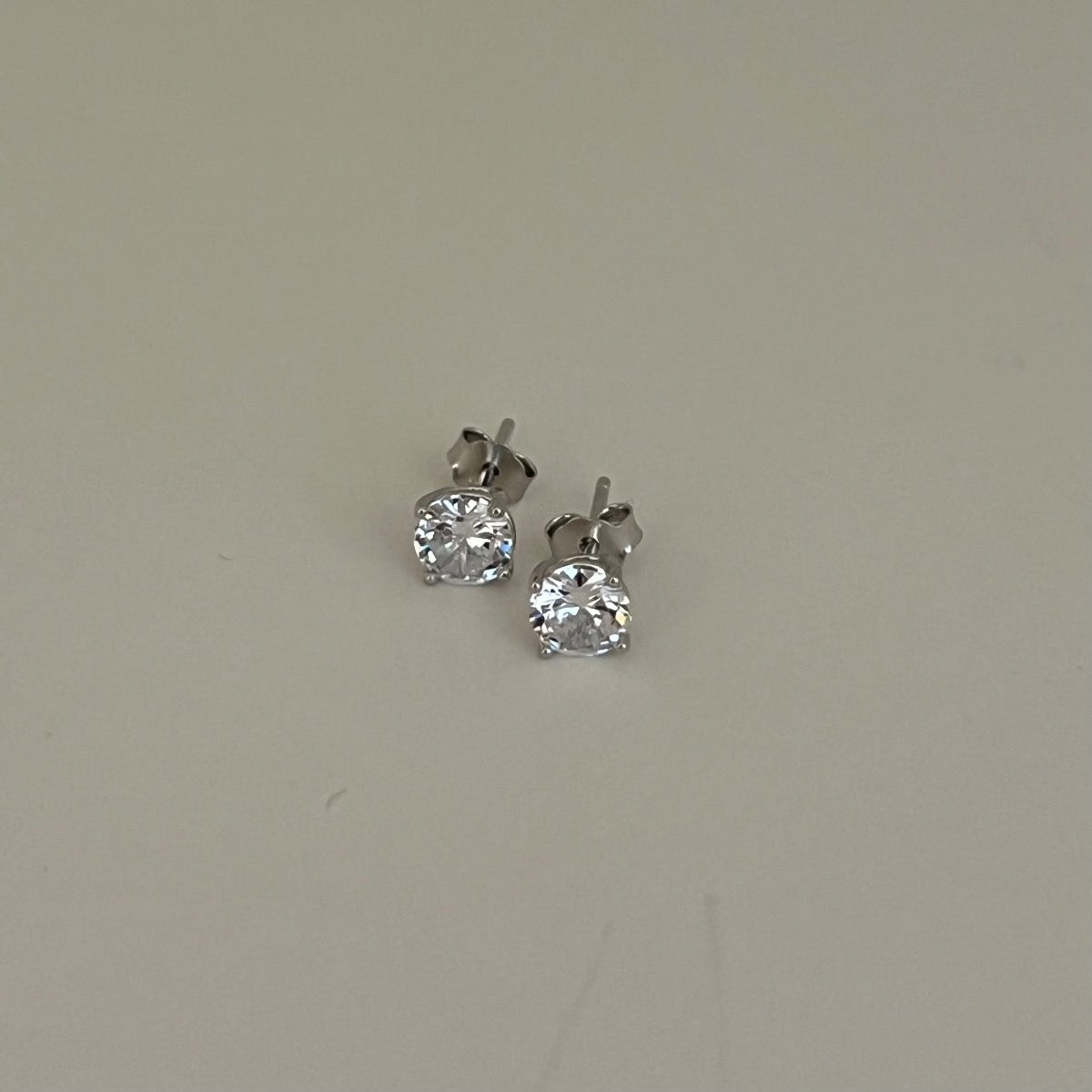 Silver 5mm Earring with CZ