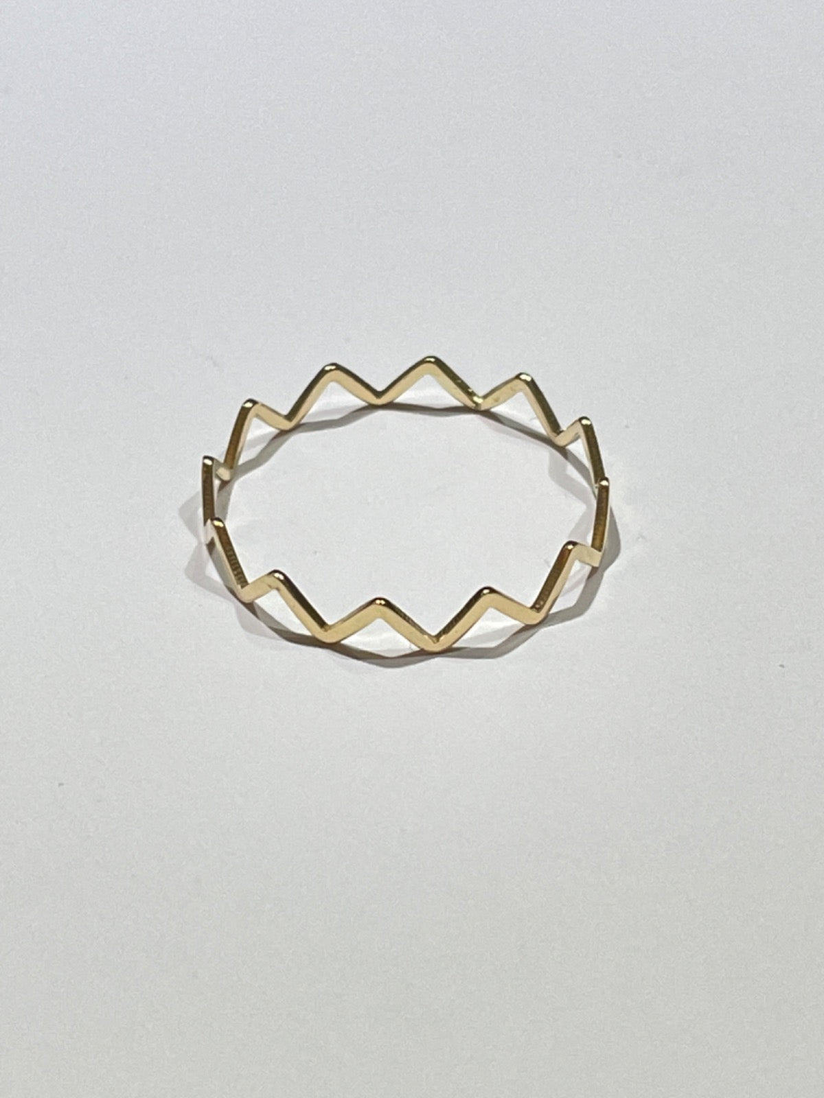 18K Yellow Gold Wave  Ring