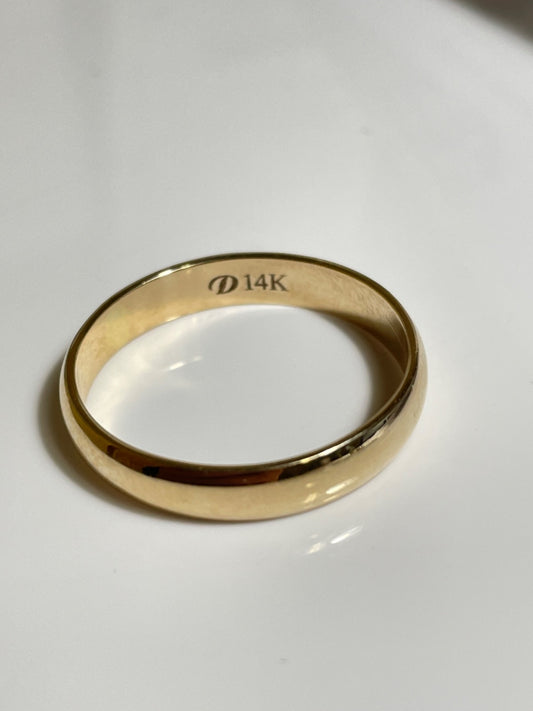 14K Yellow Gold  Wedding Band